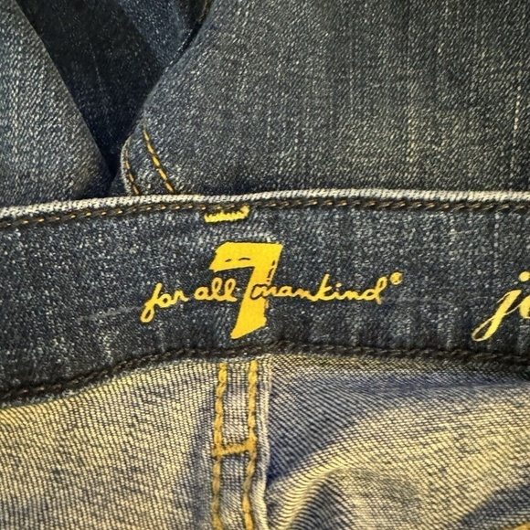 7 for All Mankind "Josefina Skinny Boyfriend" Size 27 Button-Fly Jeans - EUC - Picture 3 of 5